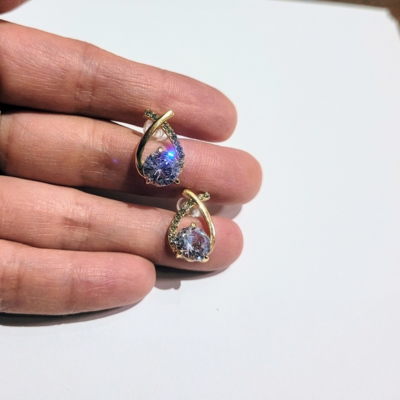 Set of gold color stainless steel Korean style earrings w/ large cubic zirconia - Picture 7 of 7